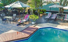 Elizabeth Manor Guest House